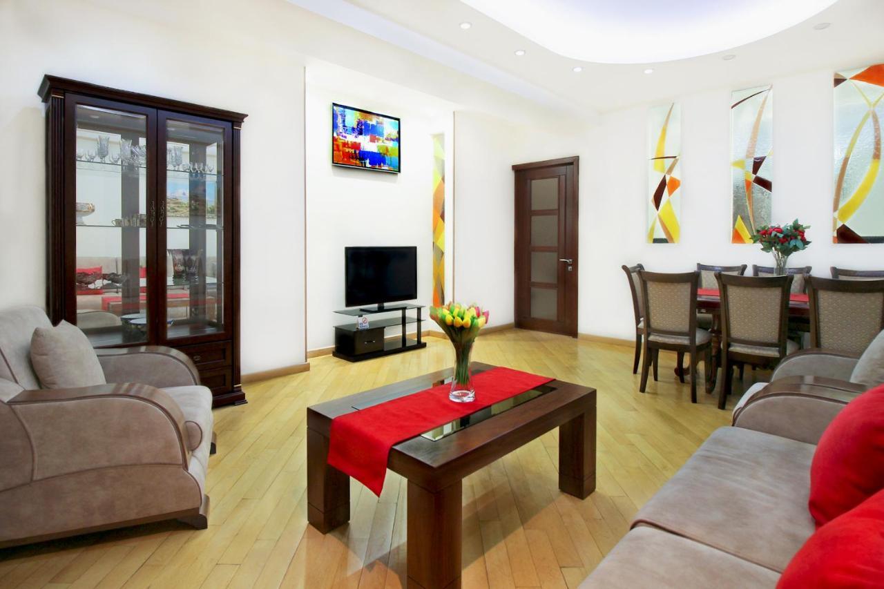 3 Bedroom Apartment Near Republic Square Erivan Exterior foto